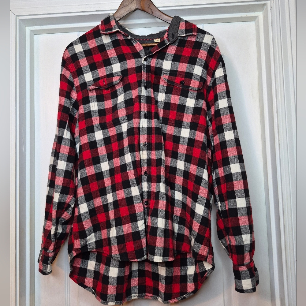 Woolrich Red Black White Plaid Button-Down Shirt Men Size XL